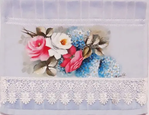 Toalha de Mão Lavabo Pintada à Mão - Rosas e Hortênsias