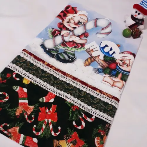 Pano de Copa ou Prato com Pintura à Mão - Biscoitos de Natal