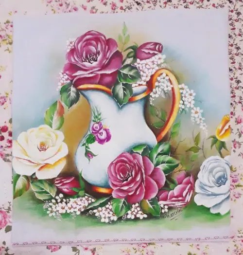 Pano de Copa ou Prato Pintado à Mão - Jarra e Rosas