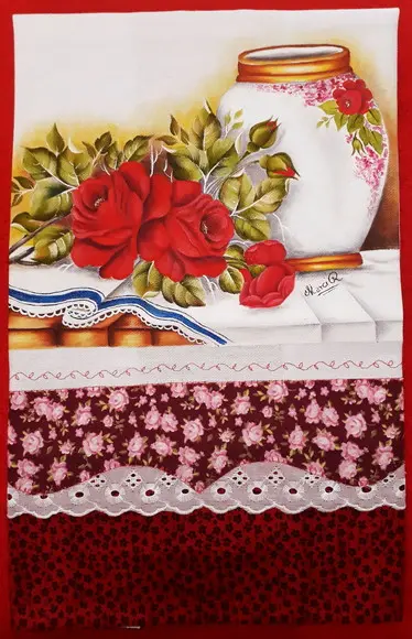 Pano de Copa ou Prato Pintado à Mão - Rosas Vermelhas e Vaso