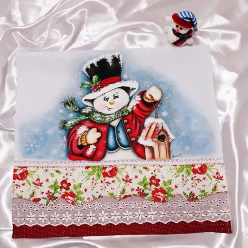 Pano de Copa ou Prato Pintado à Mão - Boneco de Neve