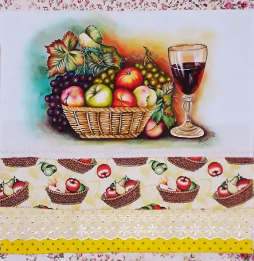 Pano de Copa ou Prato Pintado à Mão - Cesto com Frutas e Vinho