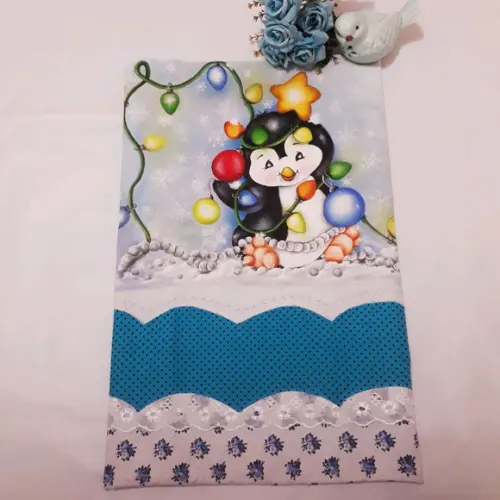 Pano de Copa ou Prato Pintado à Mão - Pinguim