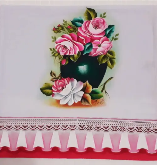 Pano de copa ou Prato Pintado à Mão - Vaso com Rosas