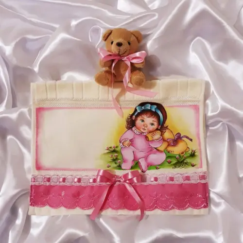 Toalha de Mão Escolar-Menina e Ursinho