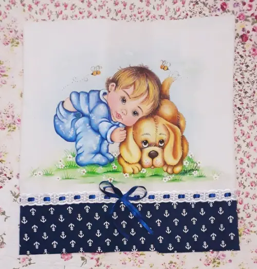 Fralda de passeio pintada à mão - menino com cachorrinho
