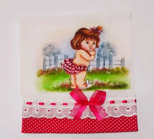 Fralda Passeio-menina de Pantufas