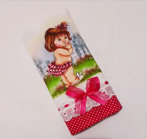 Fralda Passeio-menina de Pantufas