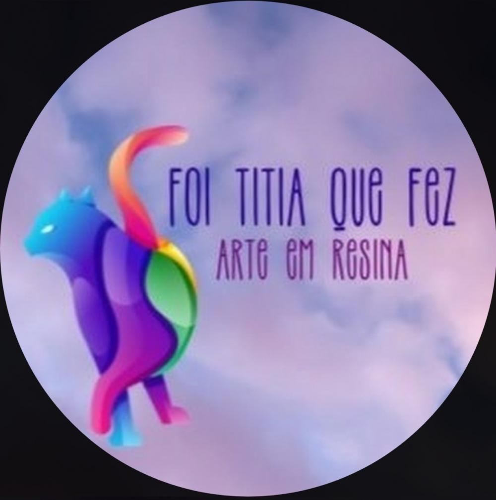 Foi Titia que Fez