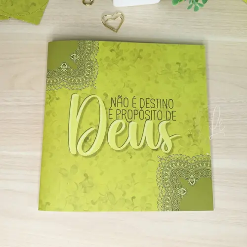 Álbum de Figurinhas Casal Namorados Noivos Proposito de Deus