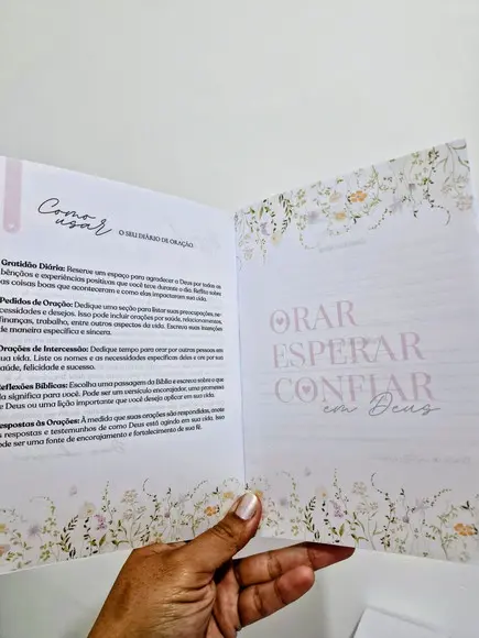 Caderno Diario de Oração Floral