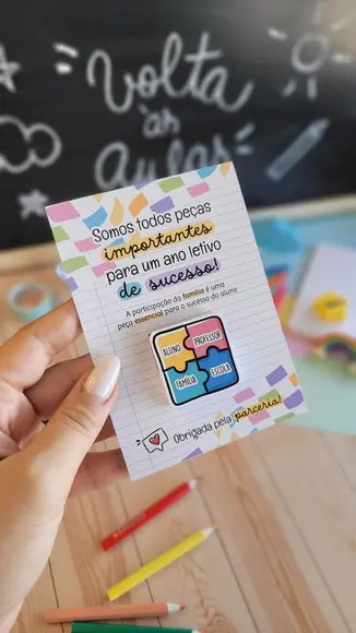 Cartão e Rótulo Adesivo para Chocolate Volta as Aulas