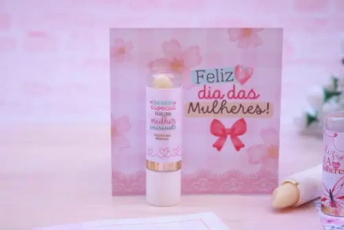 Cartão e Rótulo para Batom ou Hidratante Dia da Mulher