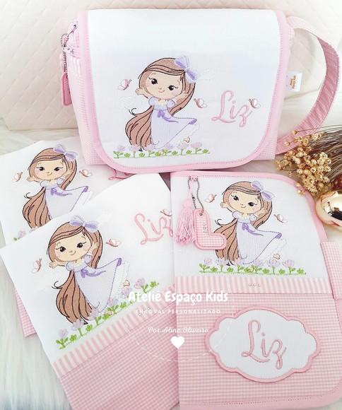 Capa Caderneta de Vacinas, Necessaire e Fraldas de Boca