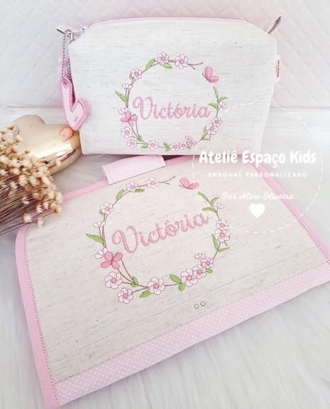 Capa para Caderneta de Vacinas e Necessaire Básica