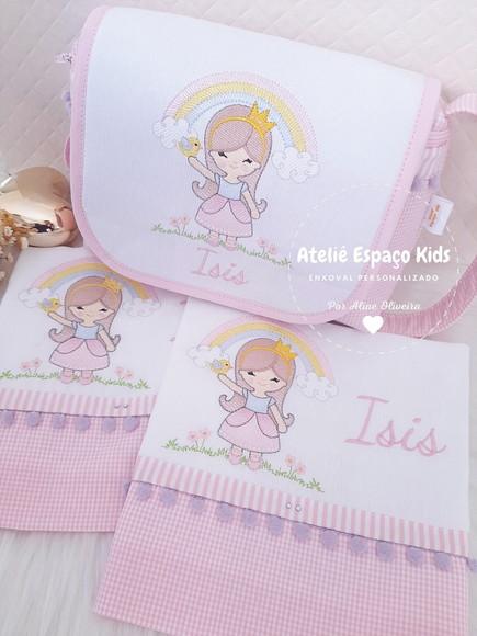 Necessaire Do Bebê E Fraldas De Boca