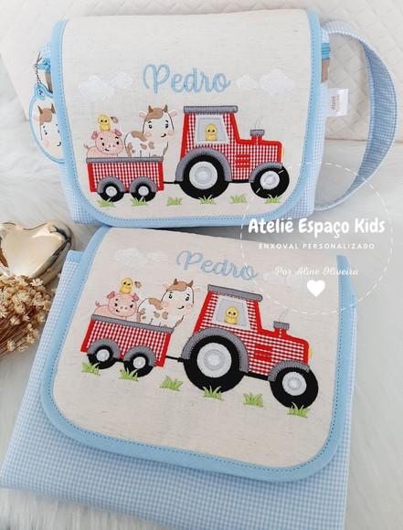 Trocador Portátil e Necessaire do Bebê