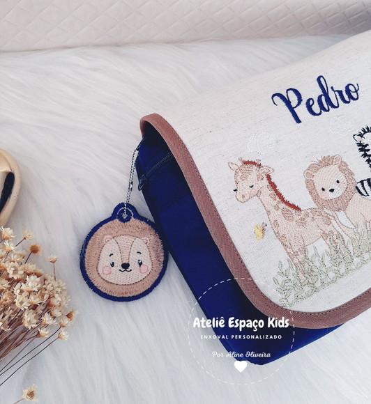 Trocador Portátil e Necessaire do Bebê