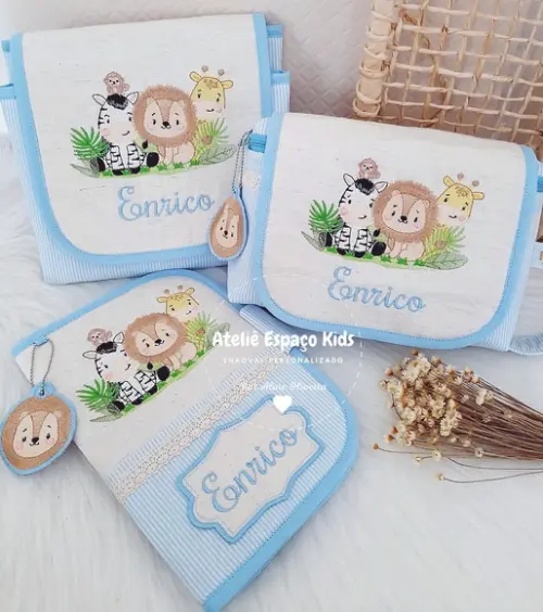 Capa para Caderneta, Trocador e Necessaire do Bebê