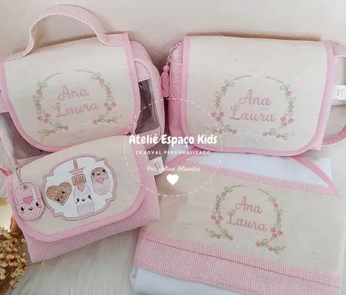 Maletinha Lili, Farmacinha P, Necessaire do Bebê e Toalha