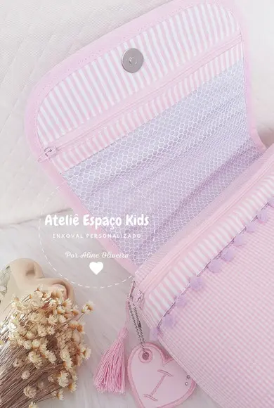Necessaire Do Bebê E Fraldas De Boca