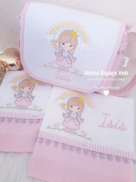 Necessaire Do Bebê E Fraldas De Boca