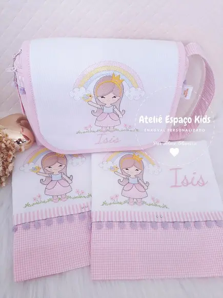 Necessaire Do Bebê E Fraldas De Boca