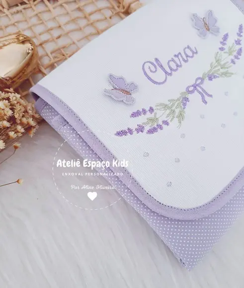 Trocador Portátil e Necessaire do Bebê