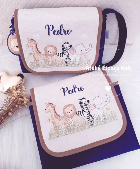 Trocador Portátil e Necessaire do Bebê