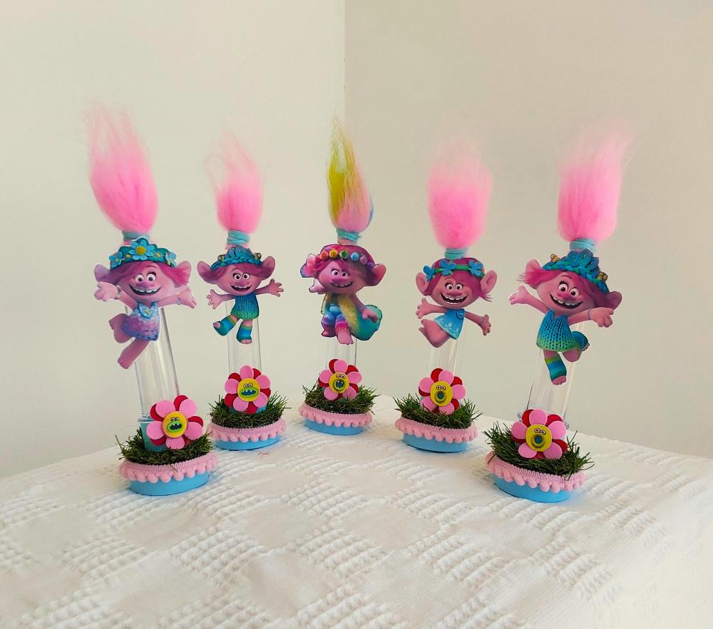 Lembrancinha Poppy Trolls Tubete e Latinha Mint