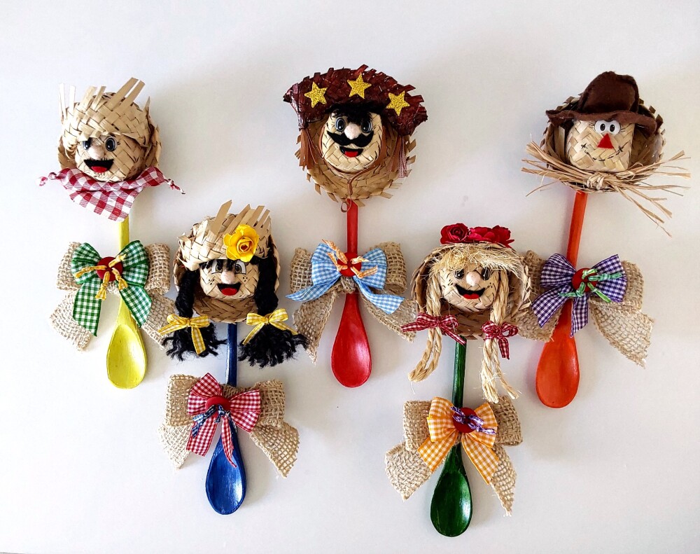 Lembrancinha Festa Junina Colher de Pau Pequena Decorada - Imã d