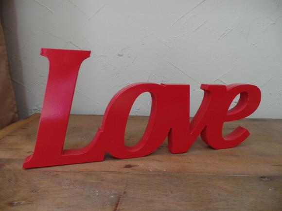 Palavra Decorativa LOVE