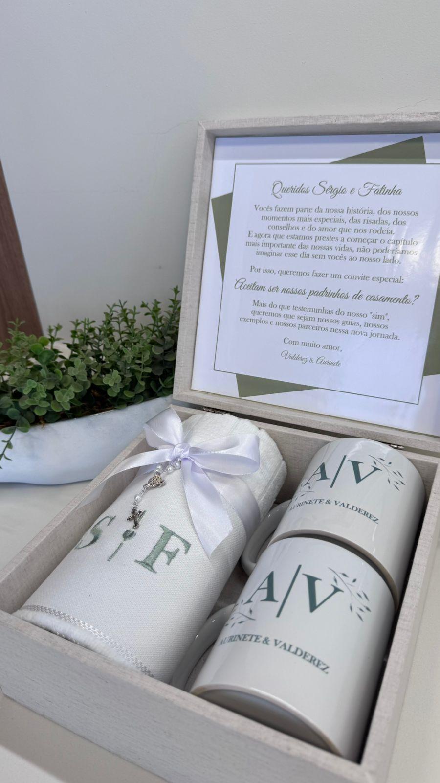 CAIXA CONVITE PARA PADRINHOS DE CASAMENTO PERSONALIZADA