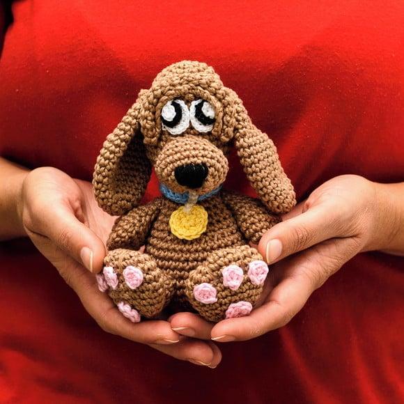 Cachorro Marrom em Amigurumi
