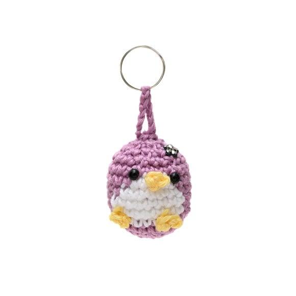 Chaveiro Mini Pinguim em Amigurumi