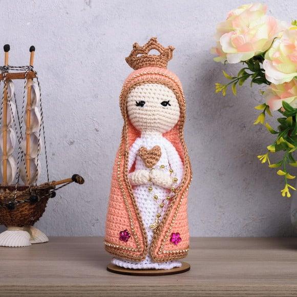 Nossa Senhora Salmão em Amigurumi