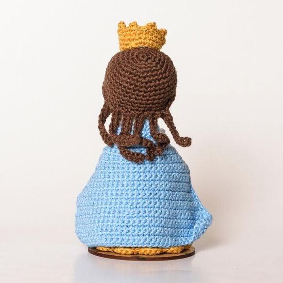 Santa Bárbara em Amigurumi