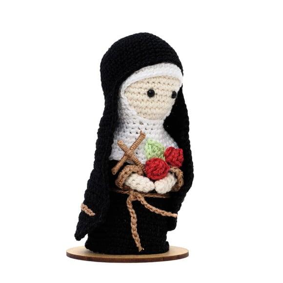 Santa Rita em Amigurumi