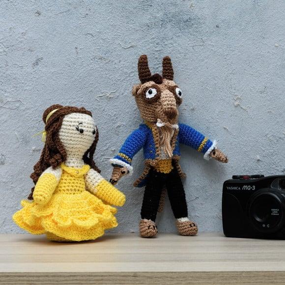 a Bela e a Fera em Amigurumi