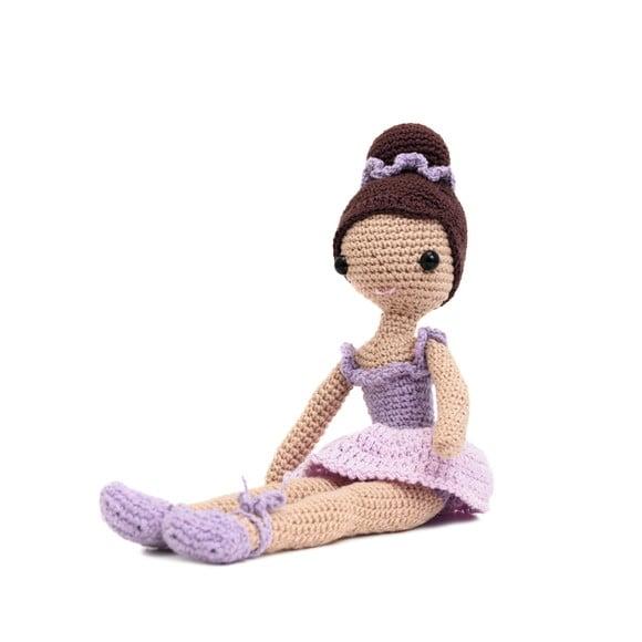 Boneca Bailarina Alana em Amigurumi