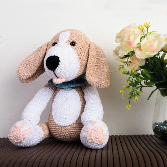 Cachorro Beagle em Amigurumi