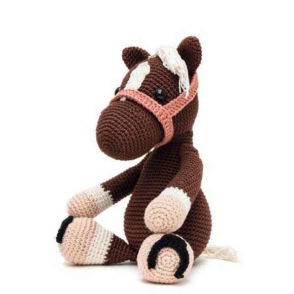 Cavalo Tordilho Marrom em Amigurumi