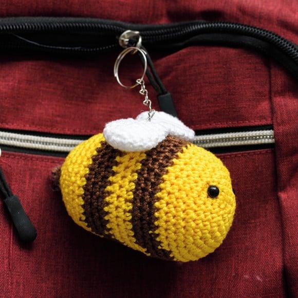 Chaveiro Abelhinha em Amigurumi