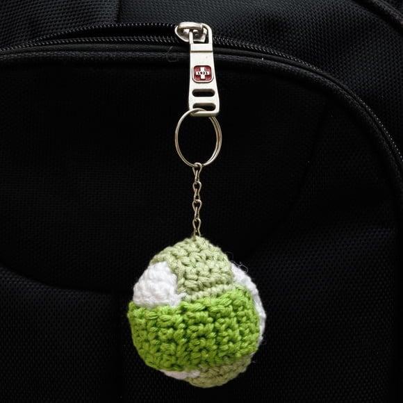 Chaveiro Bola em Amigurumi