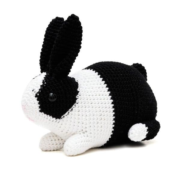 Coelho Holandês Preto e Branco em Amigurumi