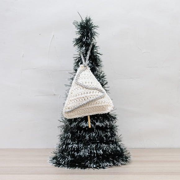 Enfeite Arvore de Natal Off White em Amigurumi
