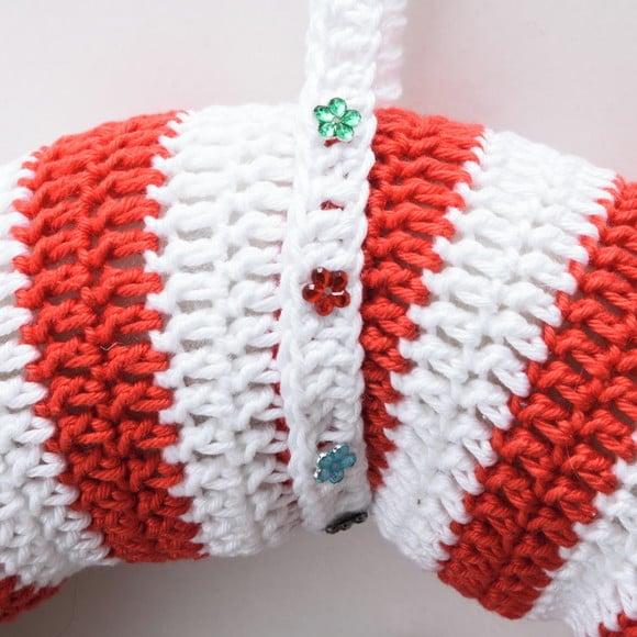 Guirlanda Vermelha e Branca com Duende em Amigurumi