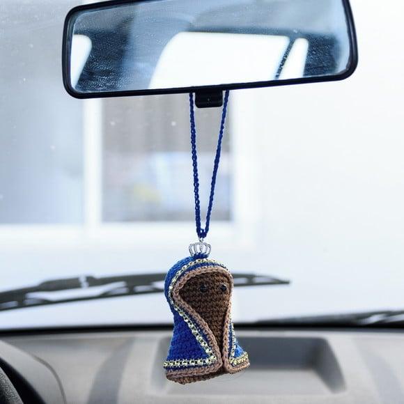 Mini N. Sra. Aparecida para Retrovisor em Amigurumi
