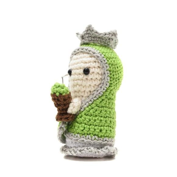 Mini Nossa Senhora do Chimarrão em Amigurumi