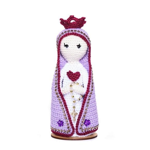 Nossa Senhora Lilás em Amigurumi